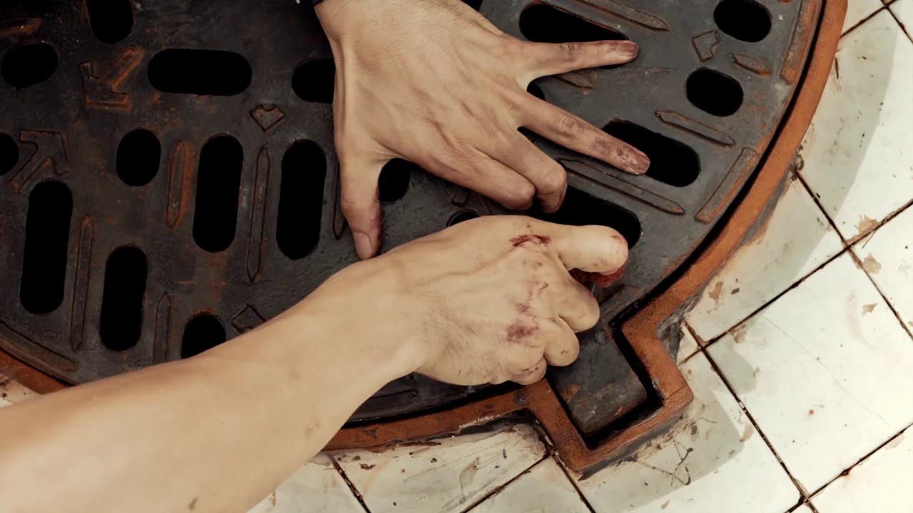 The Pool (2018) BluRay Hin + Ta Te Kn Th 720p x264 AVC AAC 2.0.mkv.0001